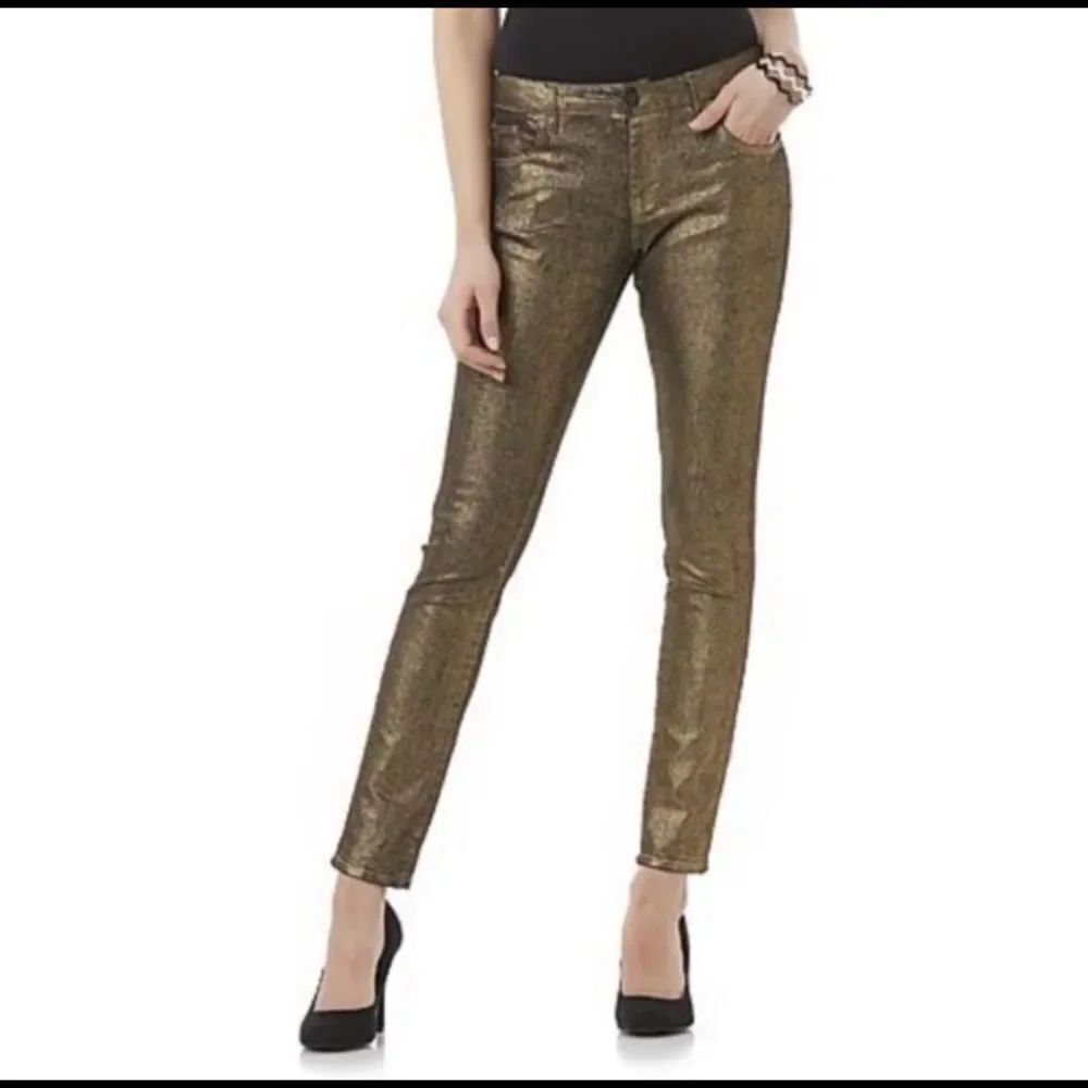 Bongo Gold Skinny Jeans NWT